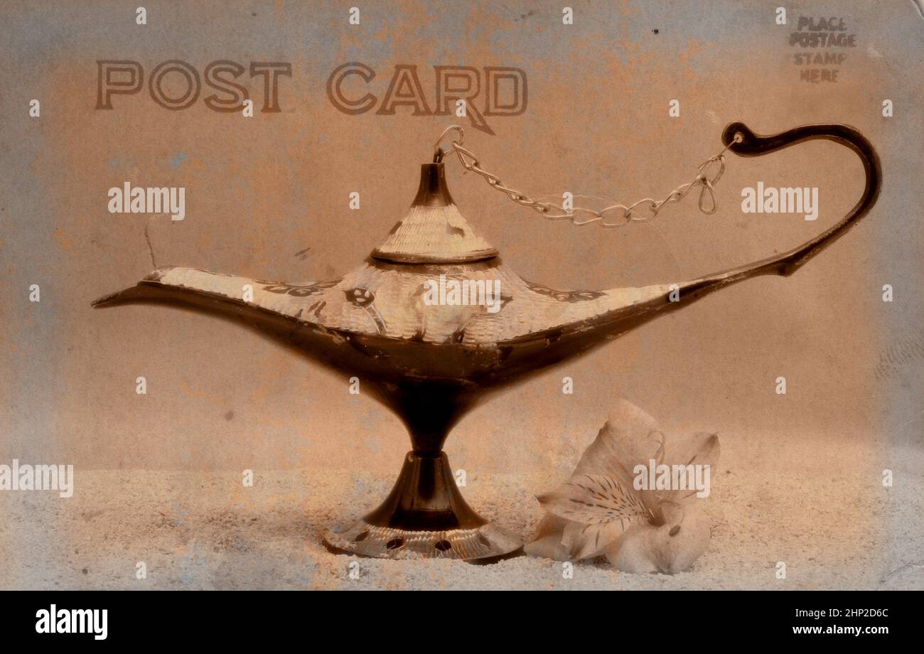 Postkarte Im Vintage Grunge Stil Mit Antiker Öllampe Stockfoto