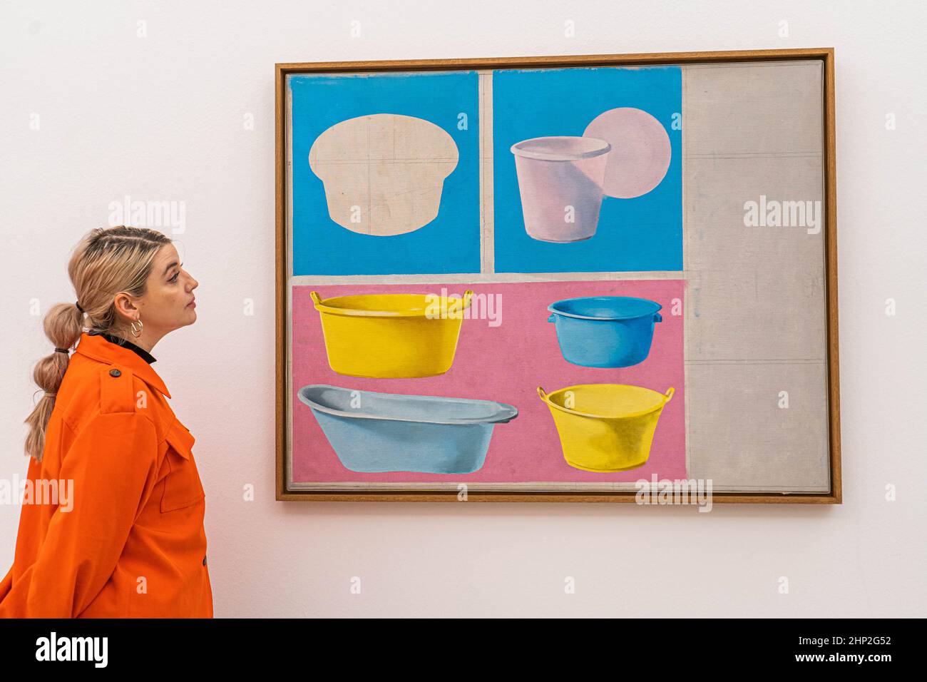 LONDON, GROSSBRITANNIEN. 18. Februar 2022. EMBARGO bis 1,30pm . Sigmar Polke, Plastik Wannen (Plastic Tubs), 1964, (Schätzung: 3,5-4,5Million US-Dollar bei Sotheby's Preview von seltenen Werken aus der Sammlung Macklowe. Die Auktion findet am 16. Mai in New York statt.Quelle: amer ghazzal/Alamy Live News Stockfoto