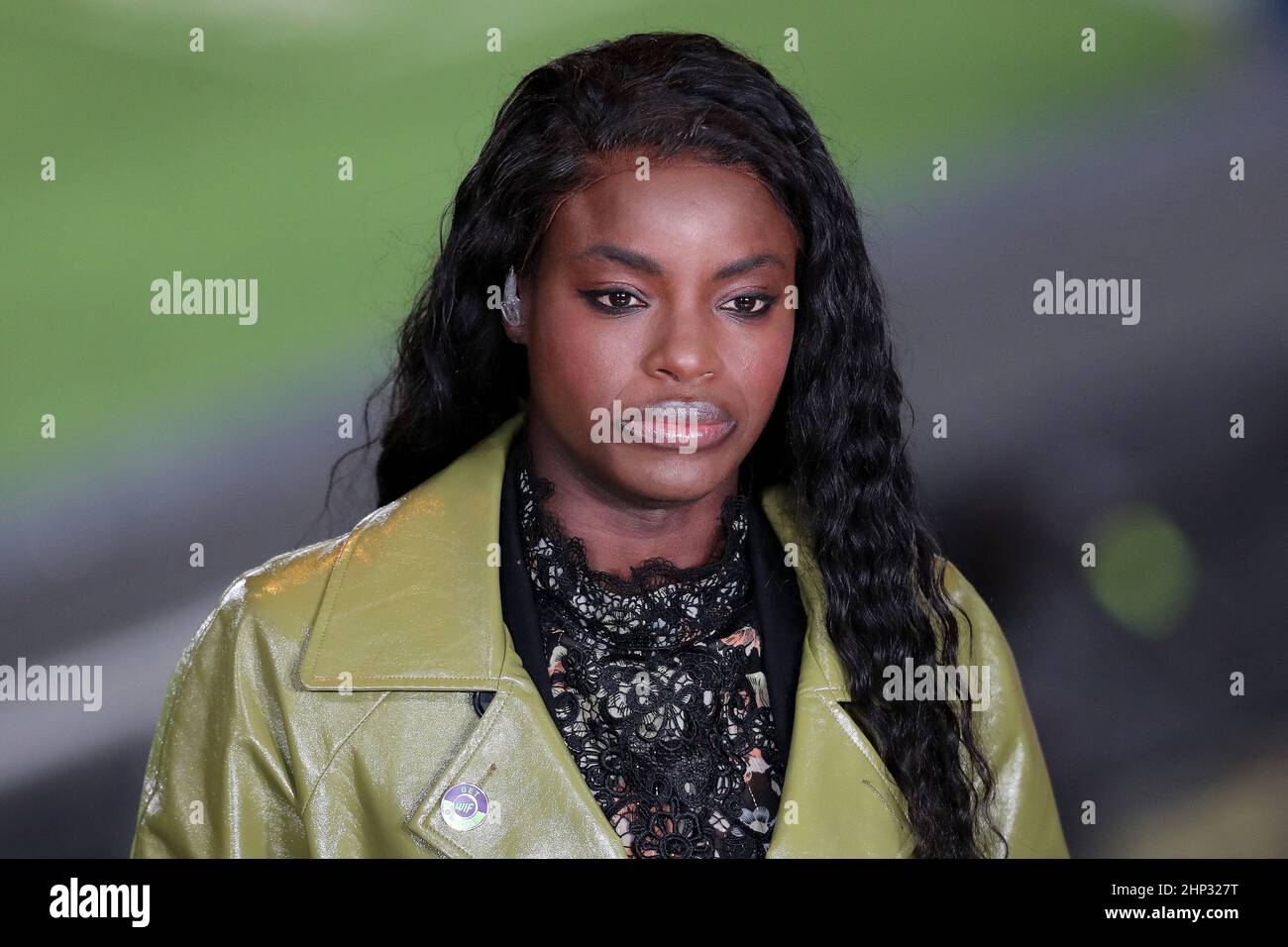 ENIOLA ALUKO, EX-FUSSBALLER UND SPORTMODERATORIN, 2022 Stockfotografie -  Alamy