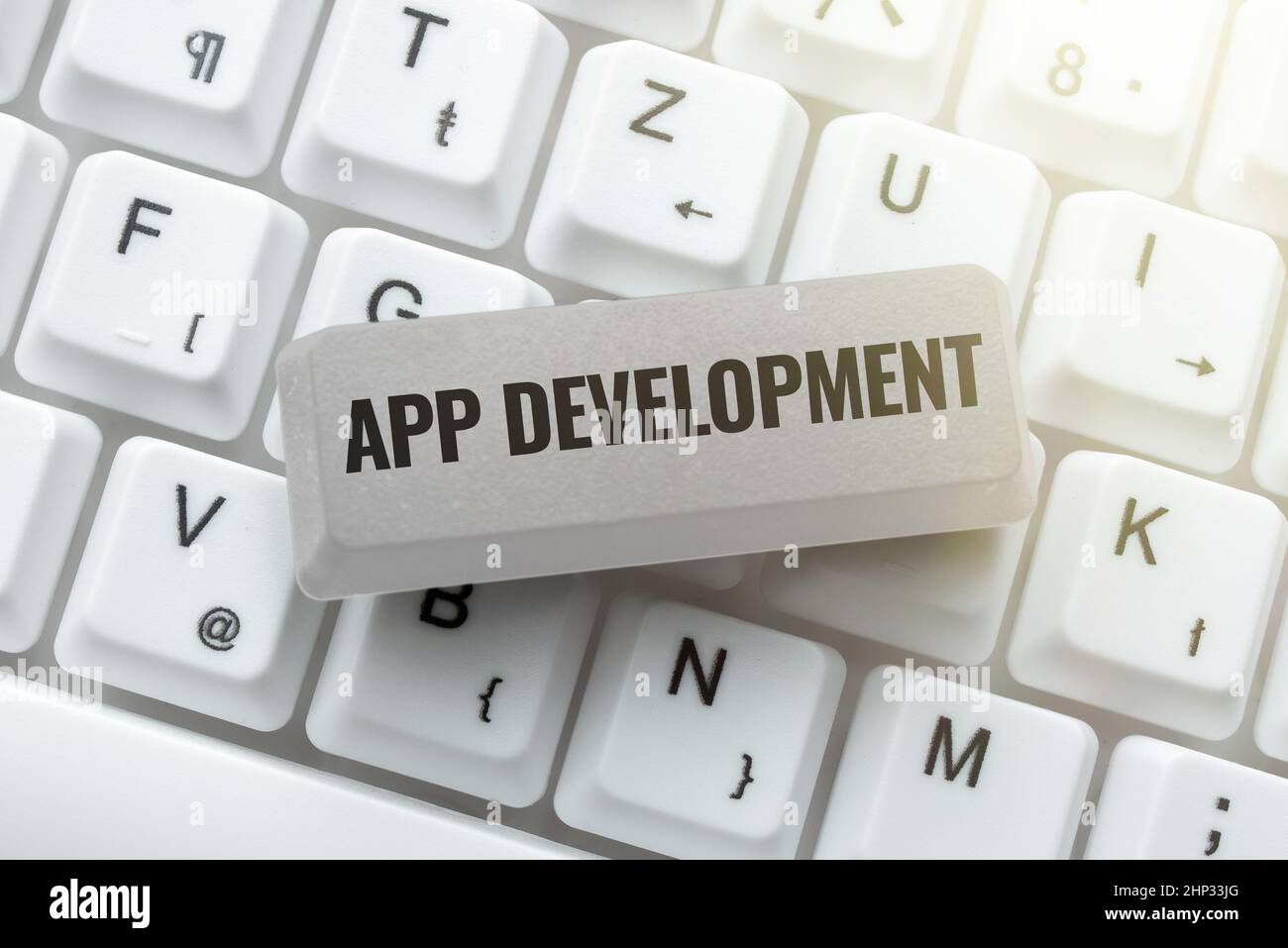 Textunterschrift präsentiert App-Entwicklung, Geschäftsübersicht Entwicklungsdienste für großartige mobile und Web-Erfahrungen Abstract Typing Präsentation Me Stockfoto