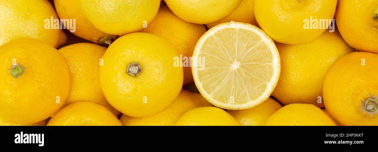 Zitronenfrüchte Zitronen Obst Hintergrund von oben Panorama Draufsicht Stockfoto