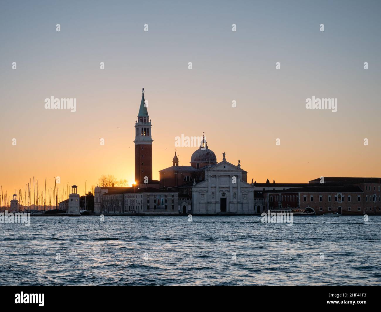 Chiesa San Giorgio Maggiore Kirche bei Sonnenaufgang in Venedig, Italien Stockfoto