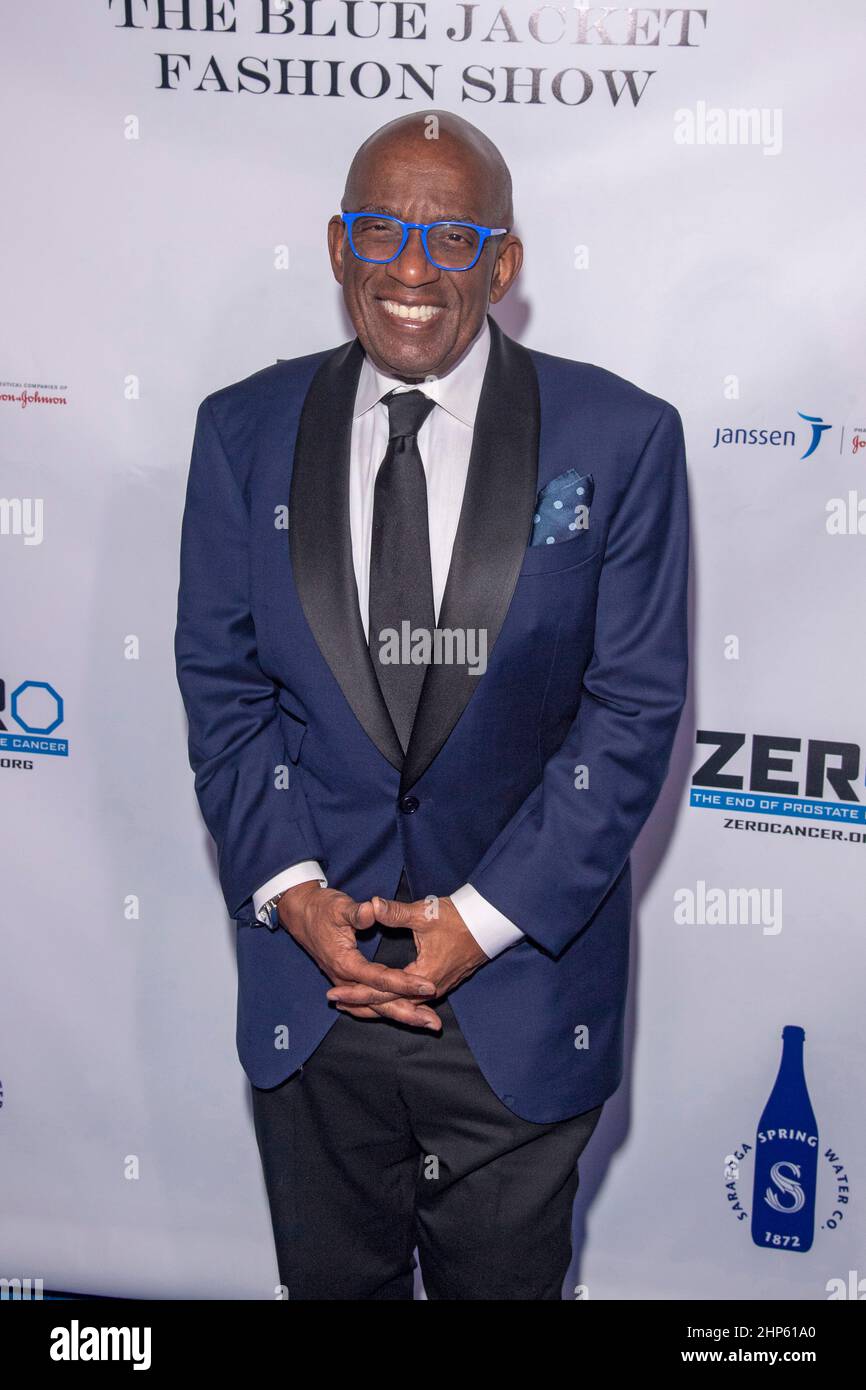 New York, Usa. 17th. Februar 2022. Al Roker nimmt an der sechsten jährlichen Blue Jacket Fashion Show in den Moonlight Studios Teil. (Foto von Ron Adar/SOPA Images/Sipa USA) Quelle: SIPA USA/Alamy Live News Stockfoto