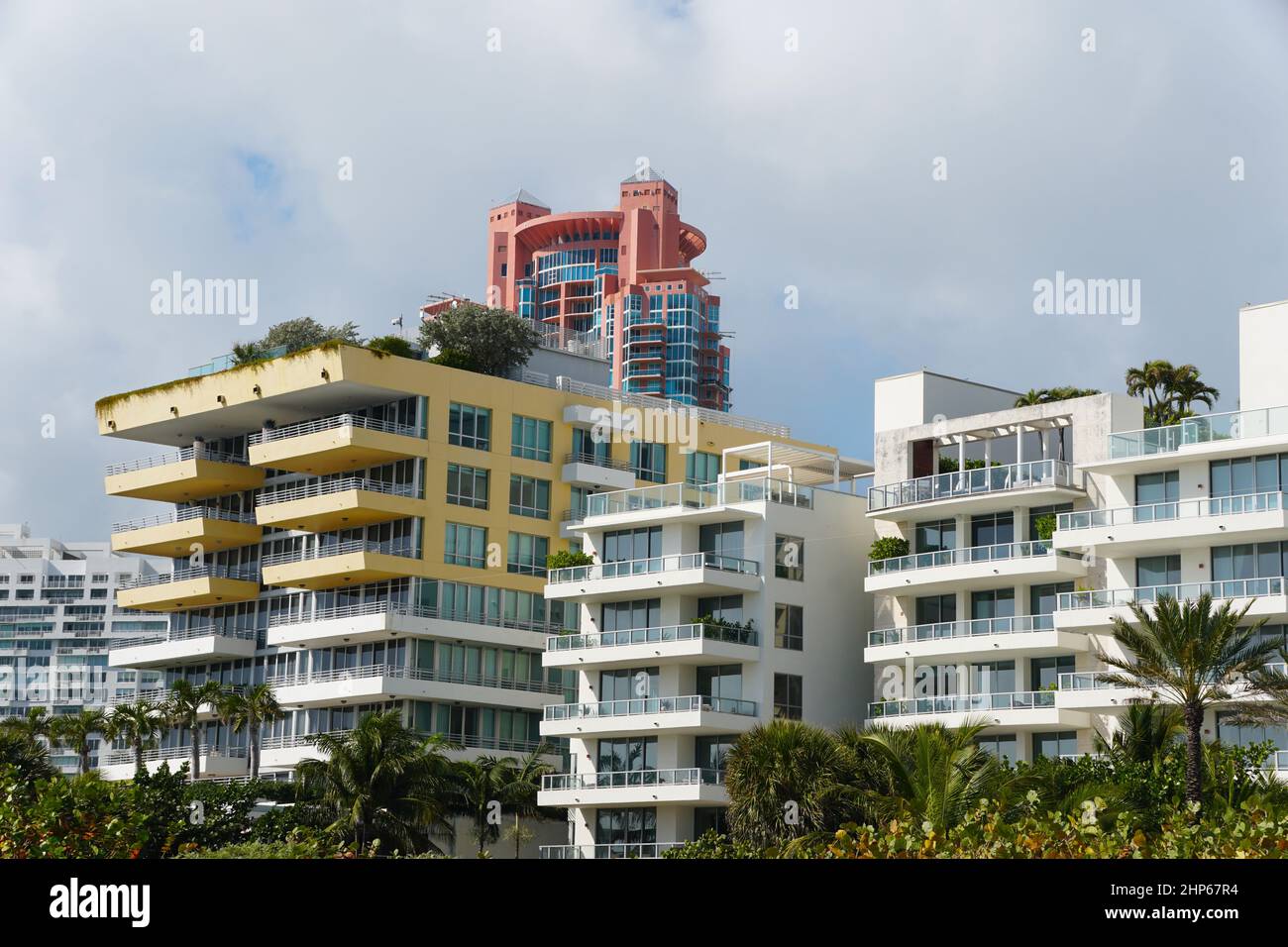 South Beach, Miami, Florida - 18. Februar 2022 - Hotels, Resorts und Apartments am Strand Stockfoto