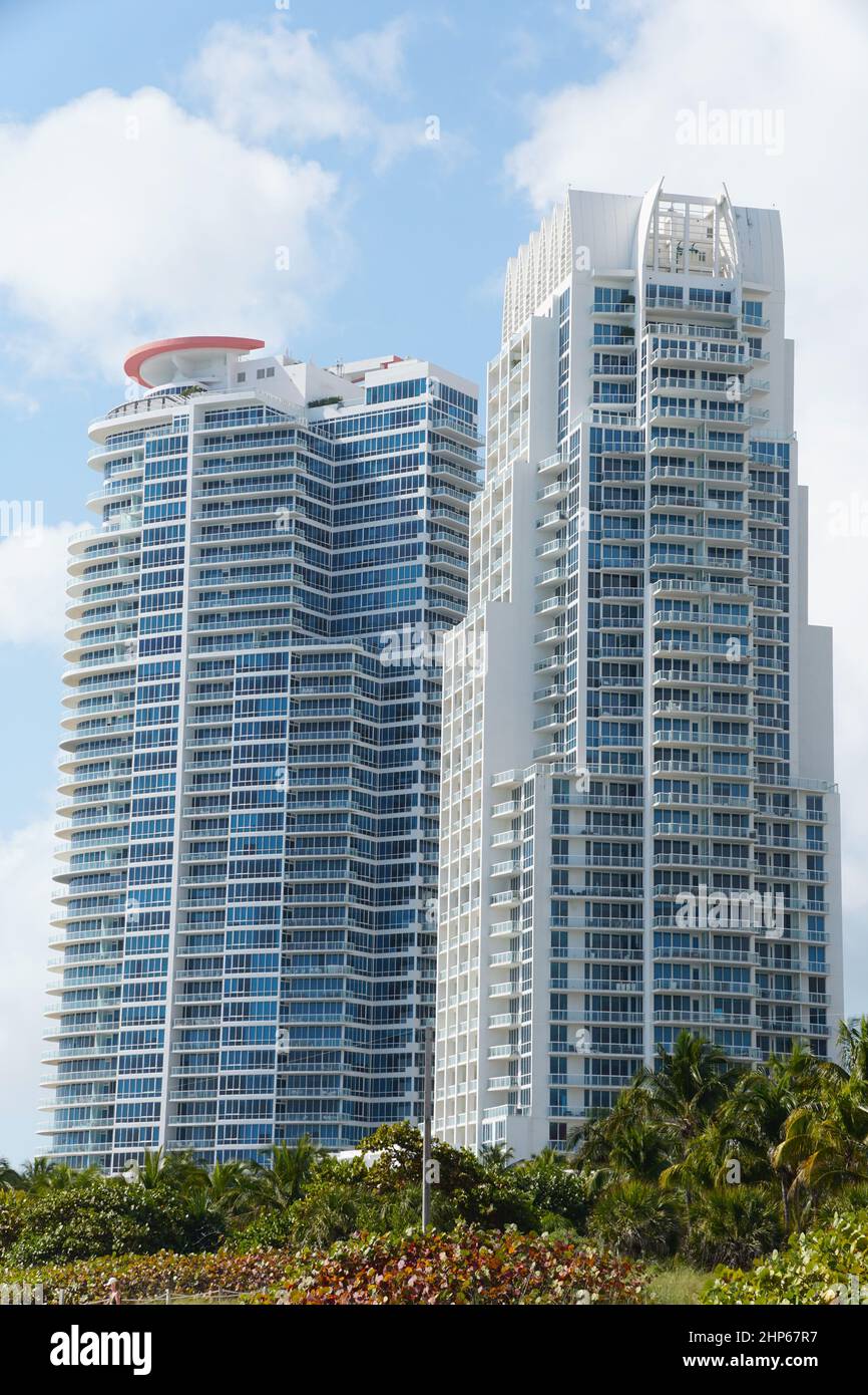 Miami Beach, Florida - 18. Februar 2022 - Hotels, Resorts und Apartments am Strand Stockfoto