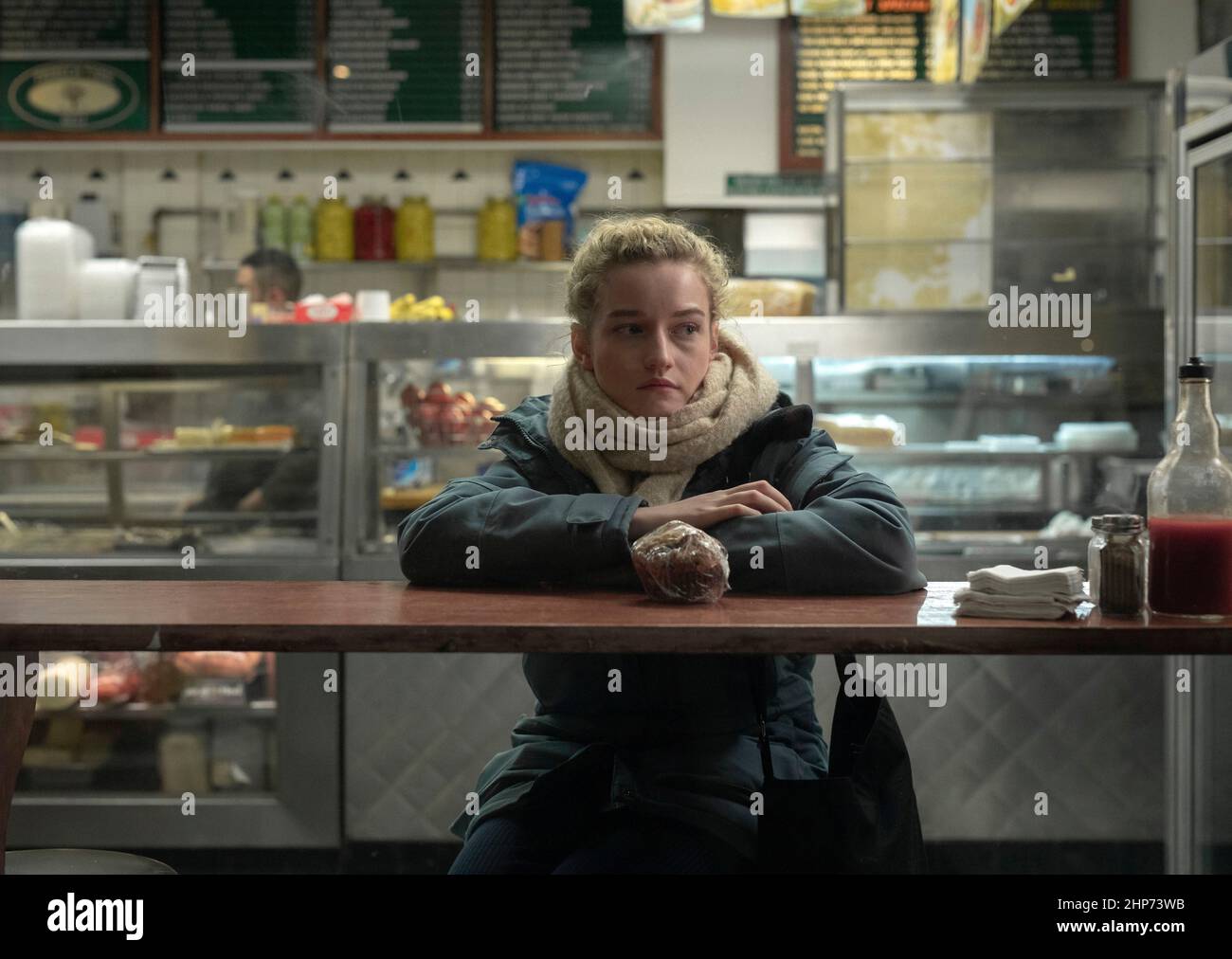 JULIA GARNER in DER ASSISTENTIN (2019), Regie: KITTY GREEN. Quelle: CINEREACH / Album Stockfoto