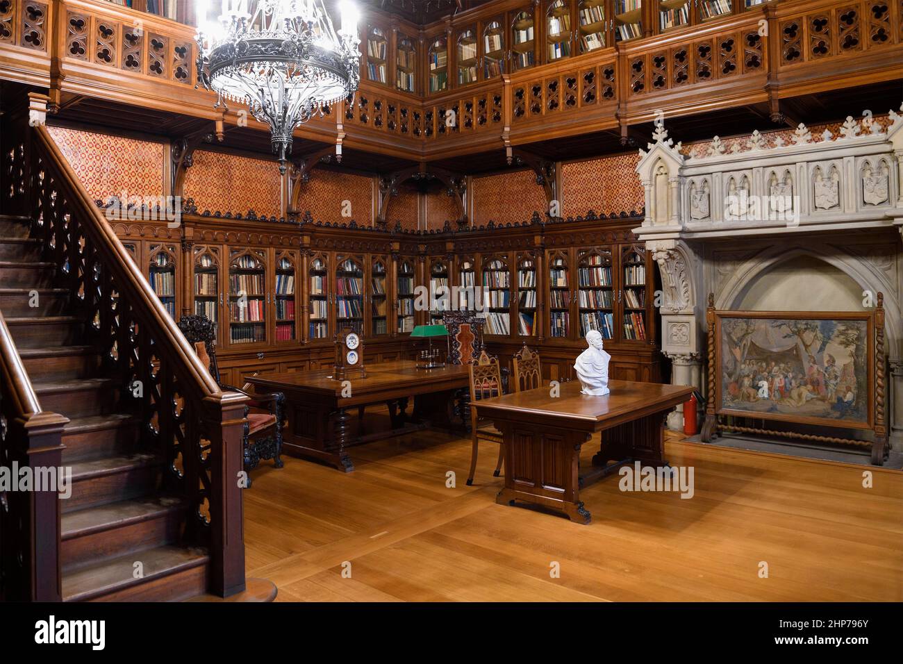 SANKT PETERSBURG, RUSSLAND - 17. FEBRUAR 2022: Persönliche Bibliothek des russischen Kaiser Nikolaus II. Einsiedelei Museum Stockfoto
