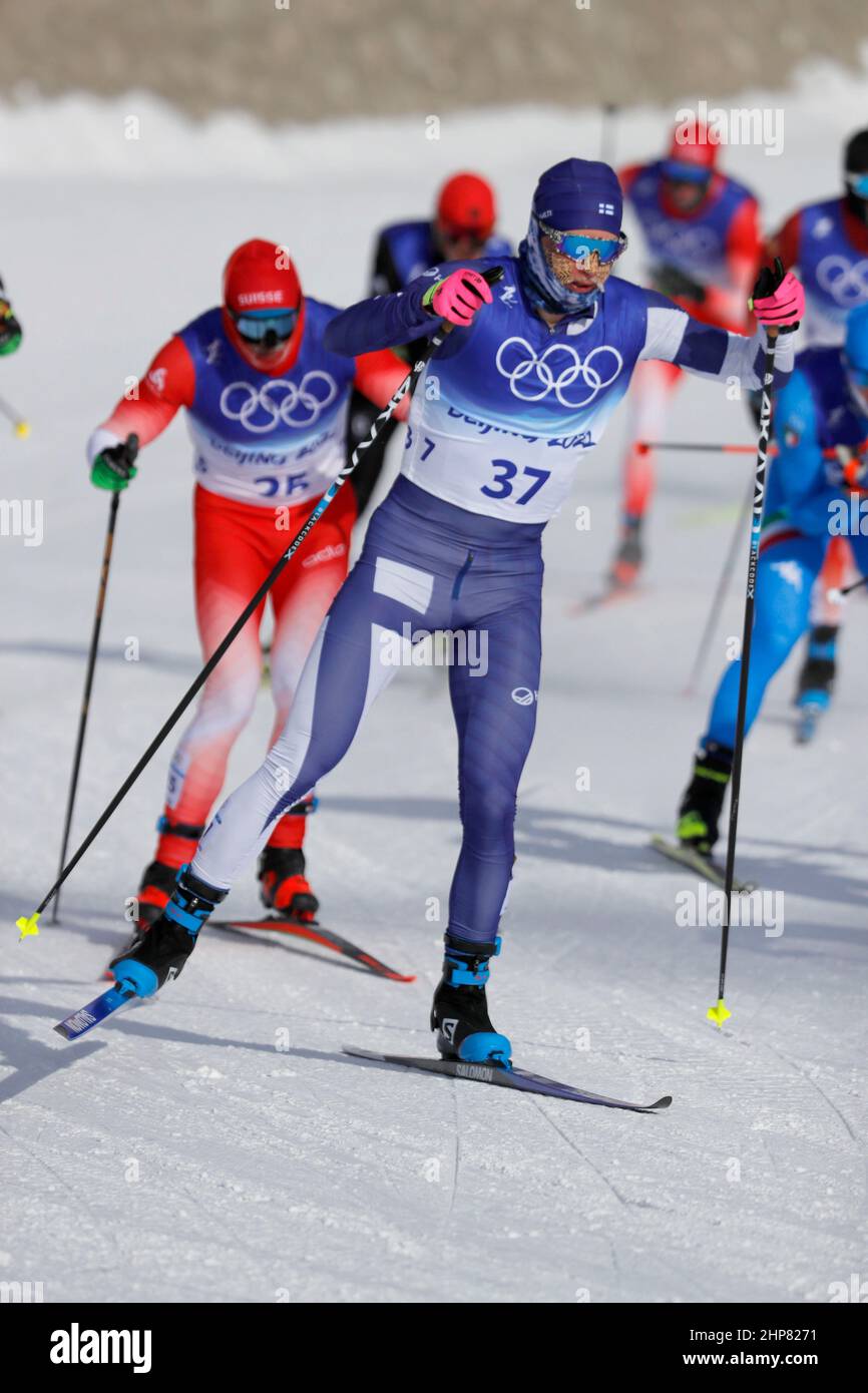 19. Februar 2022, Peking, Hebei, China: REMI LINDHOLM (FIN) bei den Herren Langlauf 50km Freestyle während der Olympischen Winterspiele 2022 in Peking im Zhangjiakou Cross-Country Center. (Bild: © David G. McIntyre/ZUMA Press Wire) Stockfoto