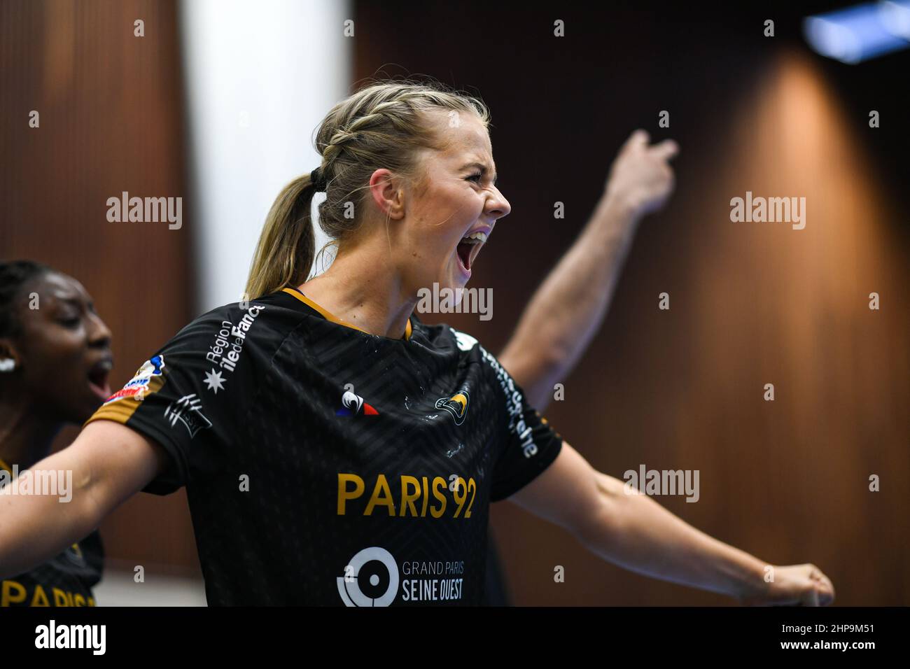 Karoline Lund während der französischen Frauenmeisterschaft, Ligue Butagaz Energie, Play-offs Tag 5 Handballspiel zwischen Paris 92 und Metz HB am 28. April, Stockfoto