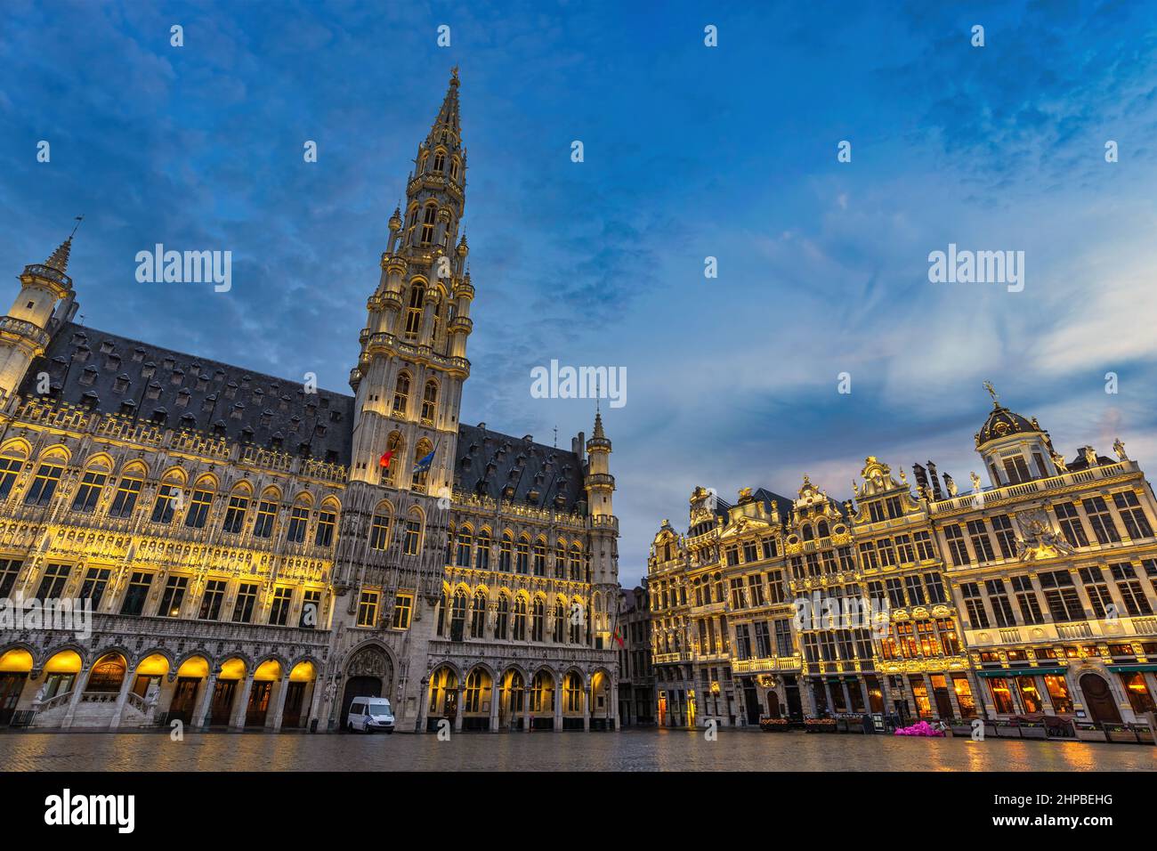 Brüssel Belgien, nächtliche Skyline am berühmten Grand Place Stockfoto