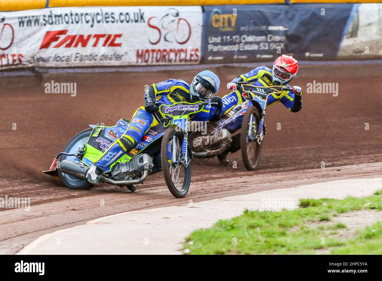 Jack Holder (r), Troy Batchelor (b) - Sheffield. Sheffield Tigers 52-38 Ipswich Witches. SGB Premiership. 26. August 2021 Stockfoto