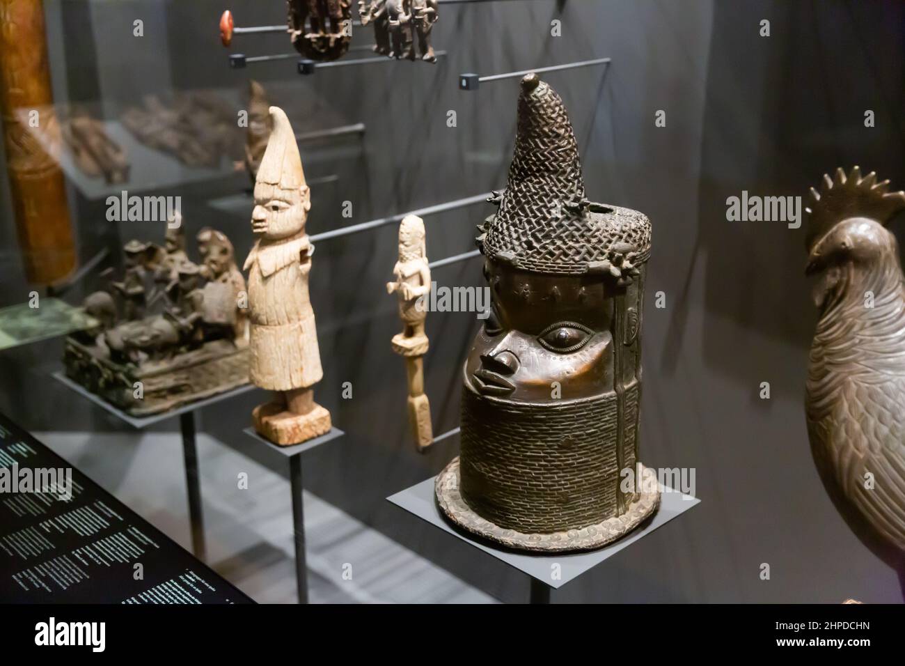 Sammlung von Haushalts- und Kulturgütern des Aztekenreiches im Weltmuseum, Wien Stockfoto