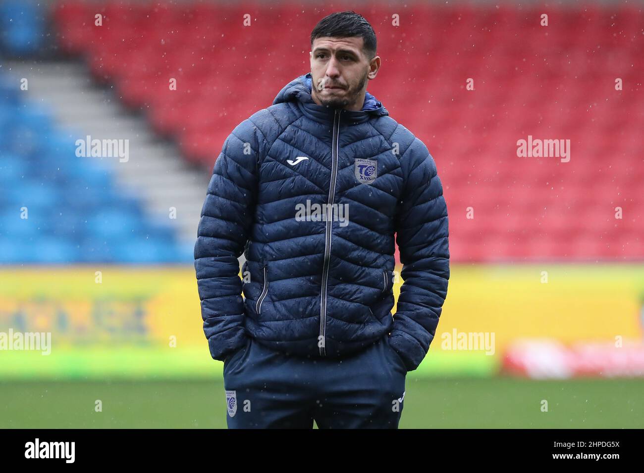 Harrison Hansen #10 von Toulouse Olympique kommt vor dem Spiel im AJ Bell Stadium an Stockfoto