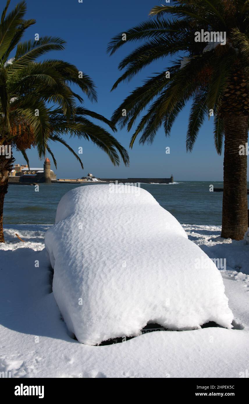 FRANKREICH ROUSSILLON PYRENEES ORIENTALES COLLIOURE NEIGE 8 MARS 2010 Stockfoto