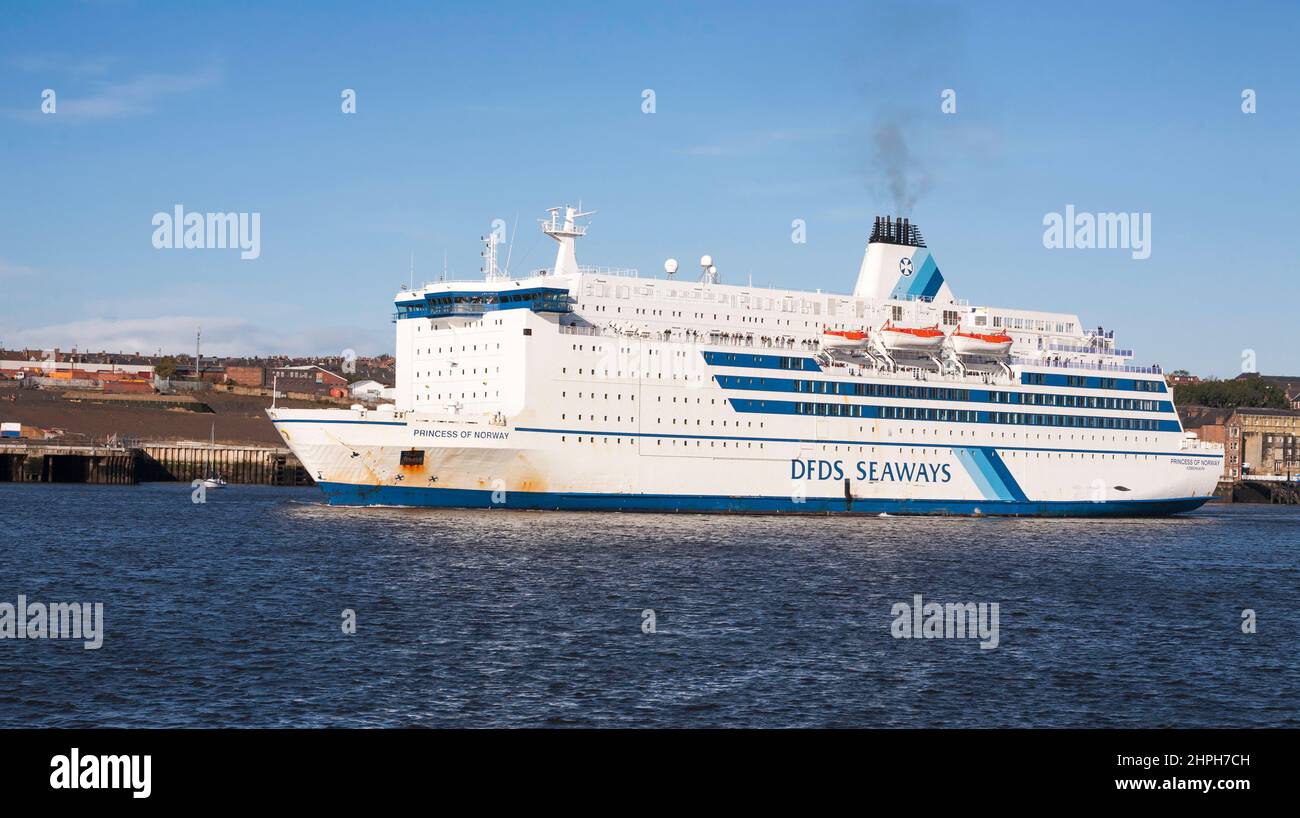 DFDS Seaways Nordseefähre Prinzessin von Norwegen, Fluss Tyne, Südschilde, Nordostengland Stockfoto