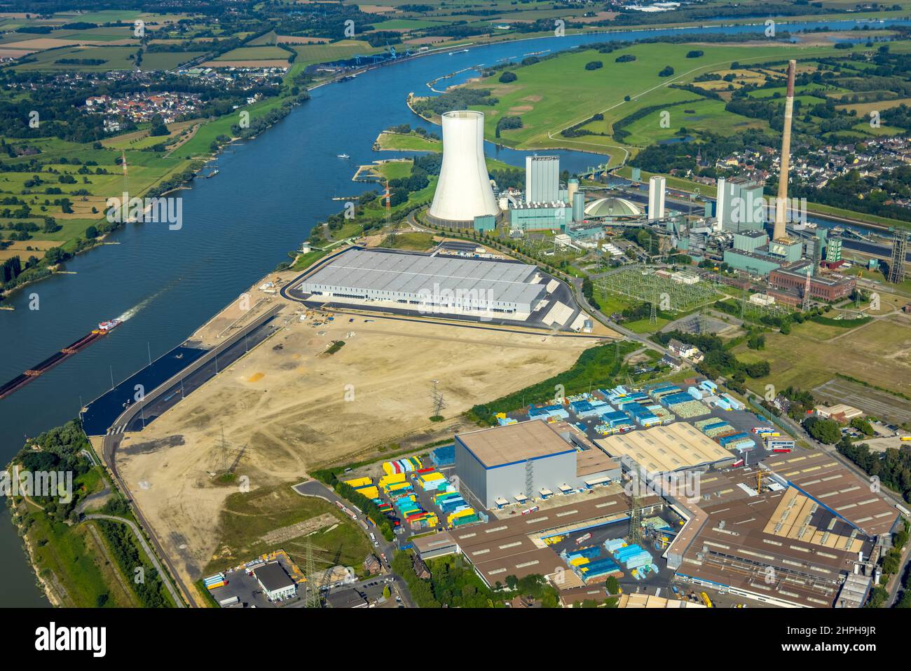 Luftaufnahme, Logport VI am STEAG Blockheizkraftwerk Walsum und Entwicklung für Logistikunternehmen und neue Lagerhäuser im Landkreis Alt-Walsum i Stockfoto