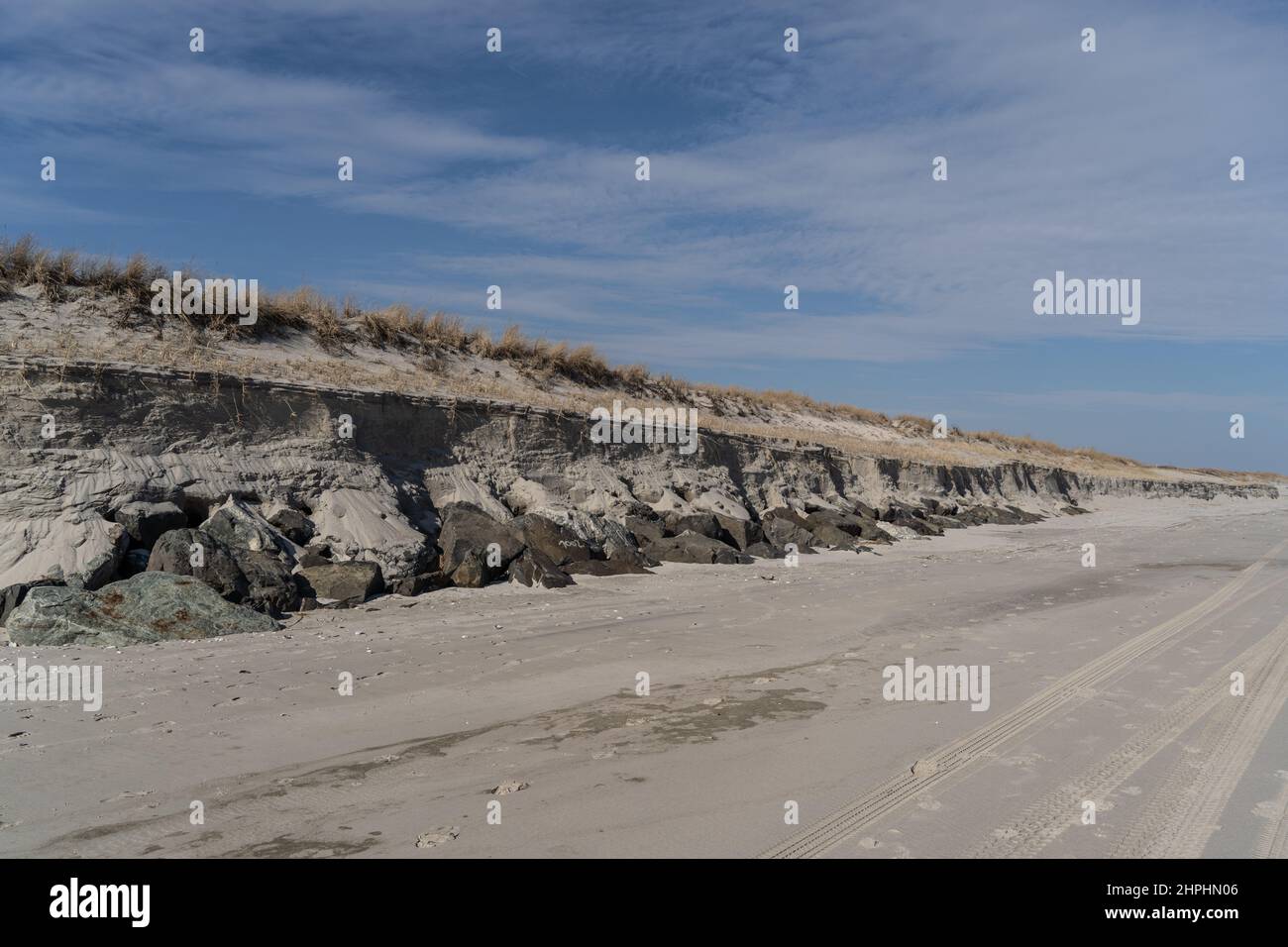 Avalon New Jersey Beach: Starke Erosion durch Winterstürme an den North End Stränden in Avalon, New Jersey Stockfoto