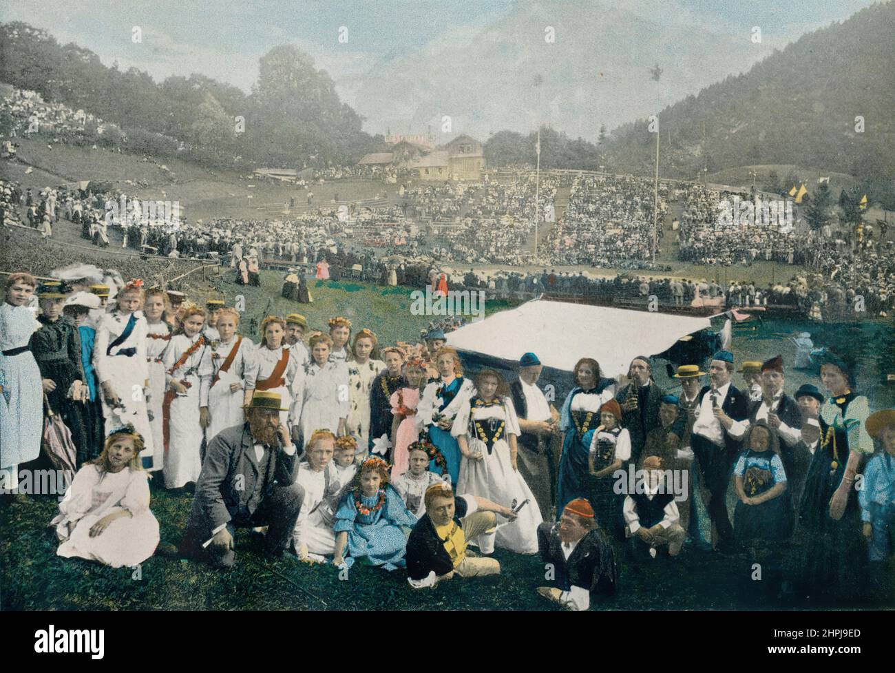 INTERLAKEN. FÊTE ALPINE. Autour Du Monde - Suisse 1895 - 1900 (3) - 19. Jahrhundert französischer Farbfotografiedruck Stockfoto