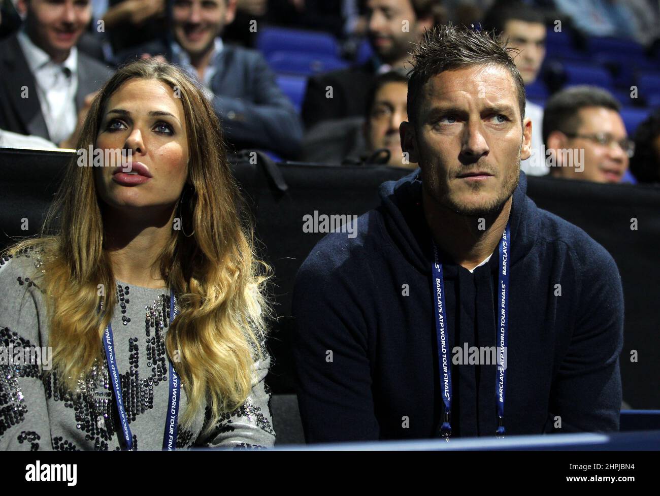 ATP World Tour Finals di Londra, Totti e Blasi in tribuna. Nella foto Francesco Totti e Ilary Blasi assistono al match finale tra Novak Djokovic e Roger Federer Stockfoto