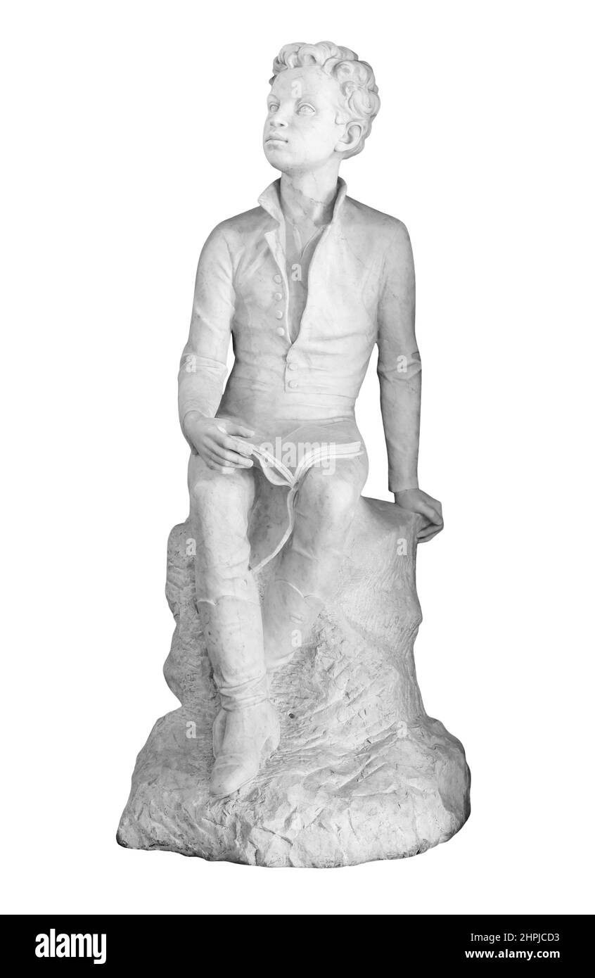 Ein Denkmal für den jungen russischen Dichter Puschkin. Statue isoliert auf weißem Hintergrund mit Beschneidungspfad Stockfoto