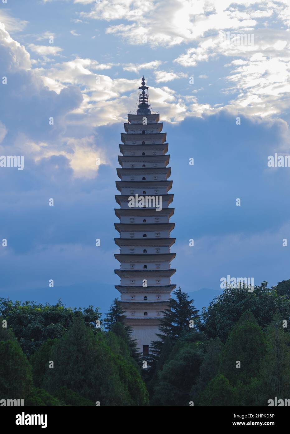 Die Fußabdrücke Tempel Turm Stockfoto