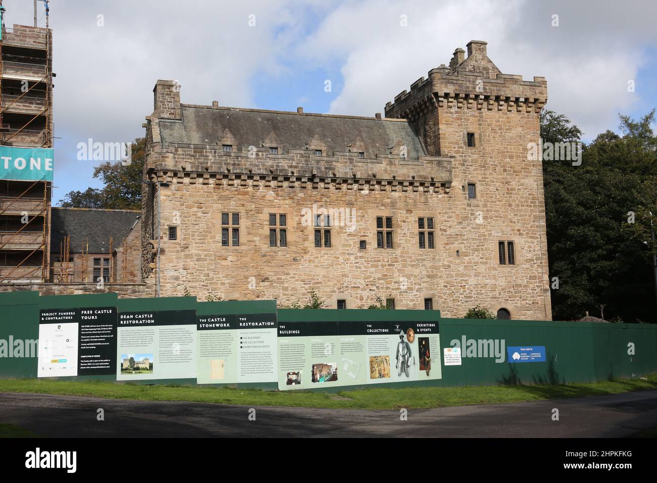 Dean Castle, Kilmarnock, Ayrshire, Schottland, Großbritannien. Wird restauriert Stockfoto