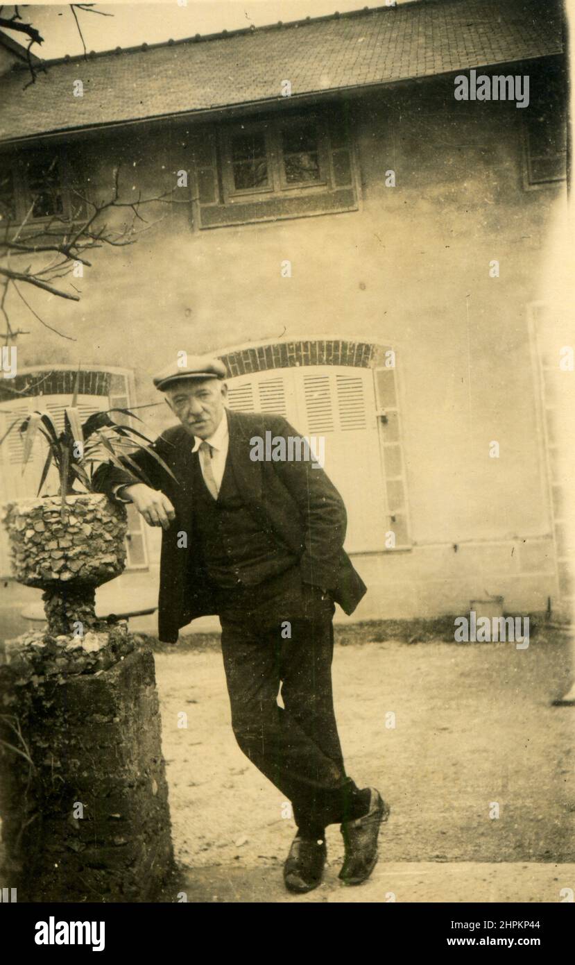 Frankreich - April 1941, Brasparts, Bretagne, Frankreich - Männerporträt Stockfoto