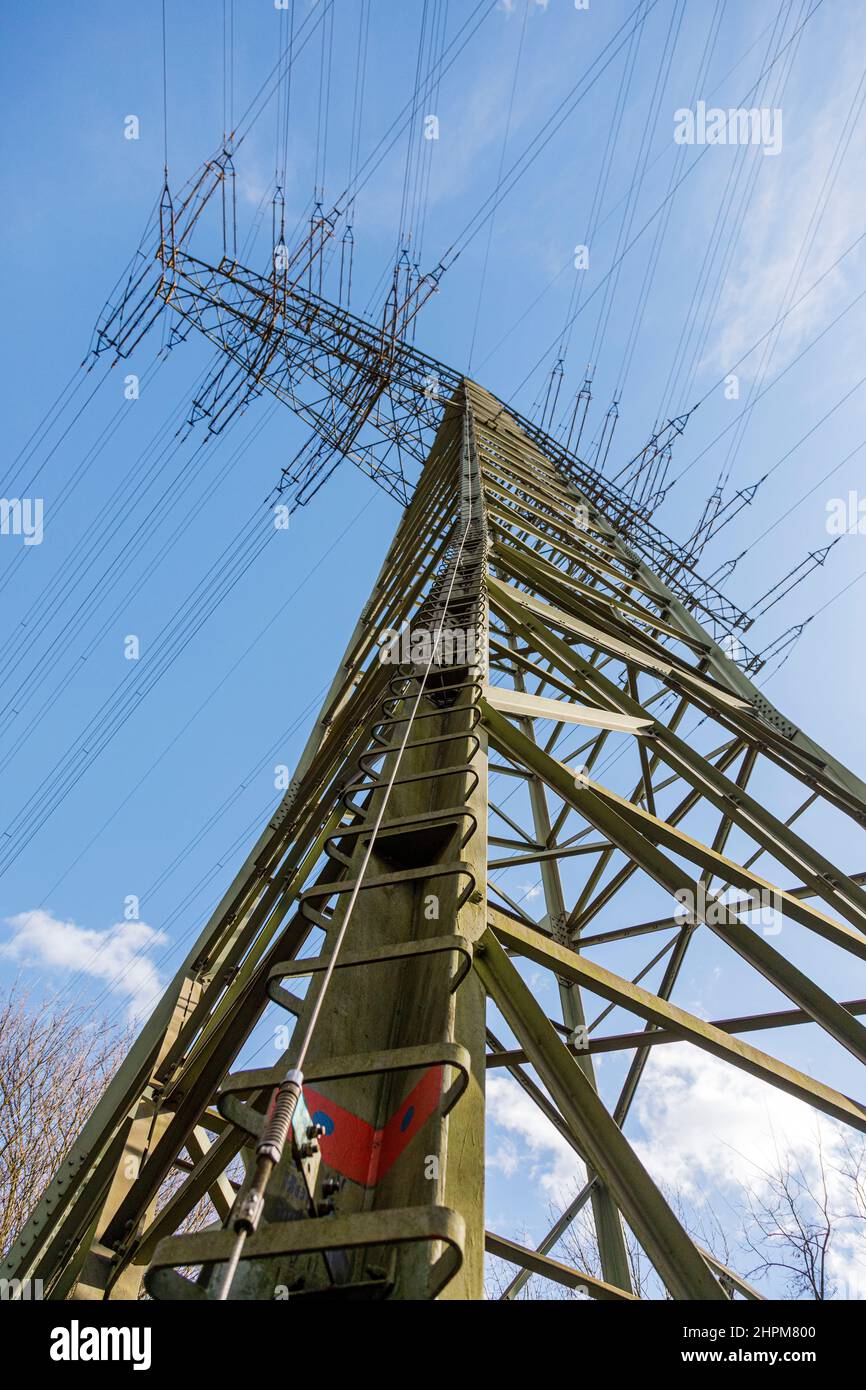 Übertragungsmast einer Freileitung Stockfoto