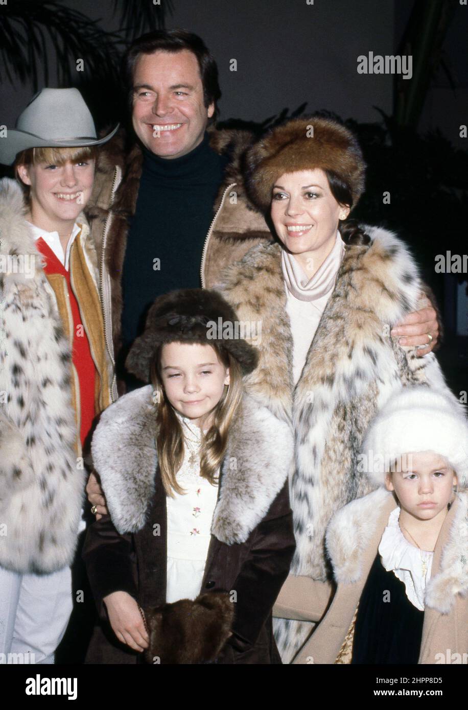 Natalie Wood mit Katie Wagner, Robert Wagner, Natasha Wagner und Courtney Wagner 1979. Quelle: Ralph Dominguez/MediaPunch Stockfoto