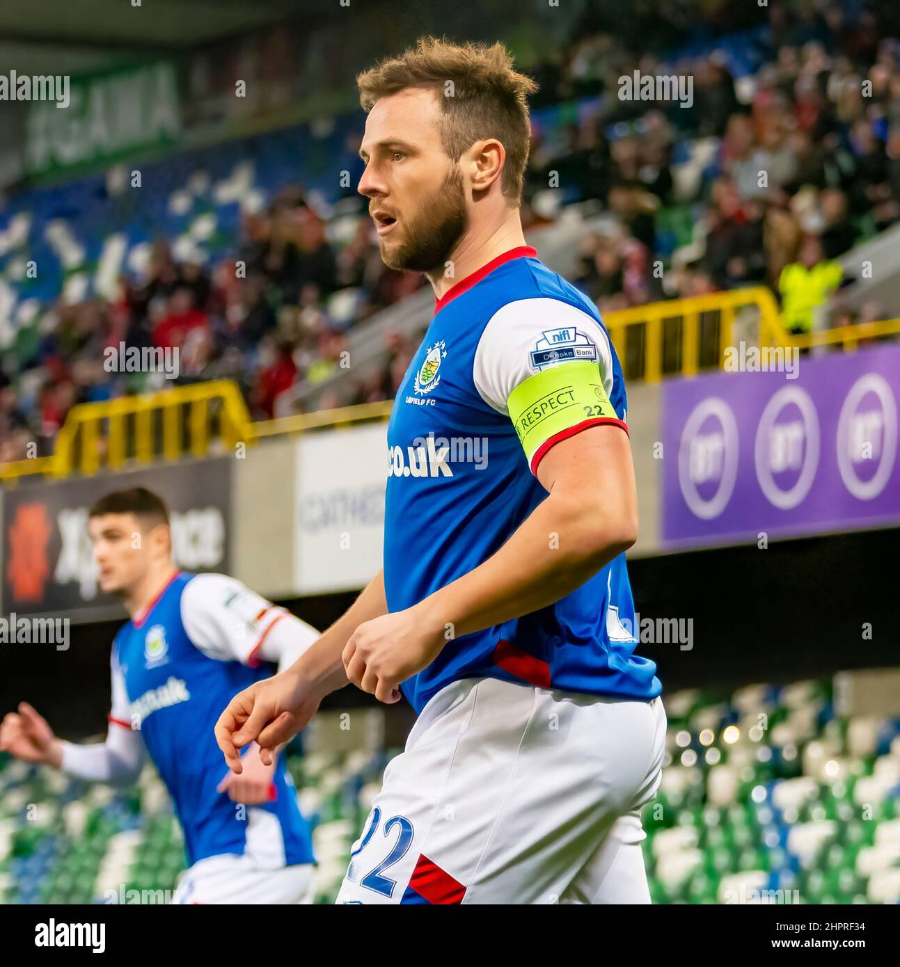 Jamie Mulgrew - Linfield vs Larne in der Premiership der Danske Bank, Dienstag, 8.. Februar 2022 im Windsor Park, Belfast. Stockfoto