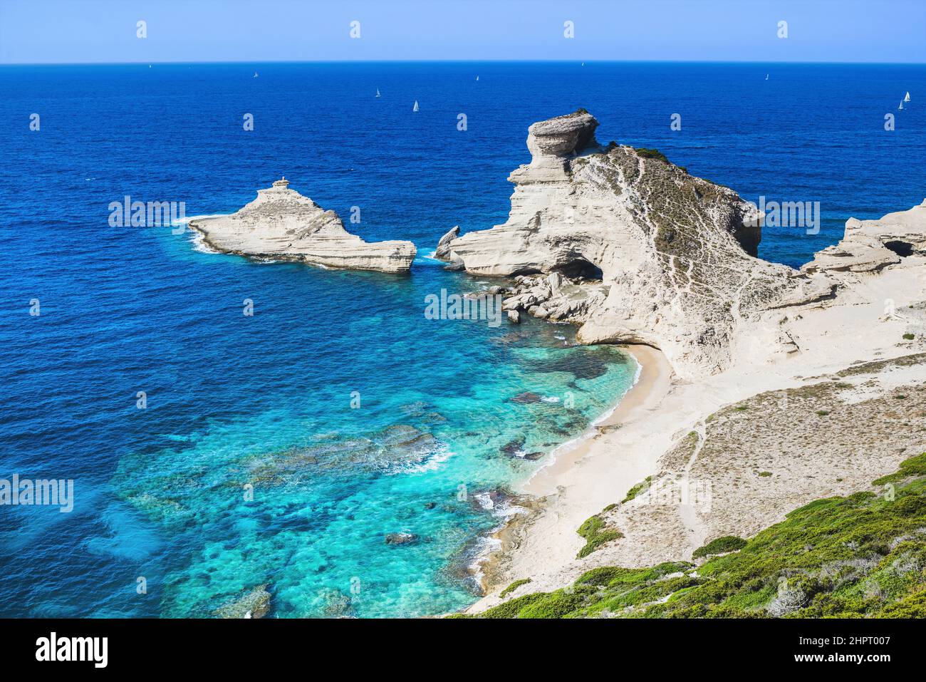 Schöner Strand von Saint-Antoine in der Nähe der Stadt Bonifacio, Insel Korsika, Frankreich Stockfoto