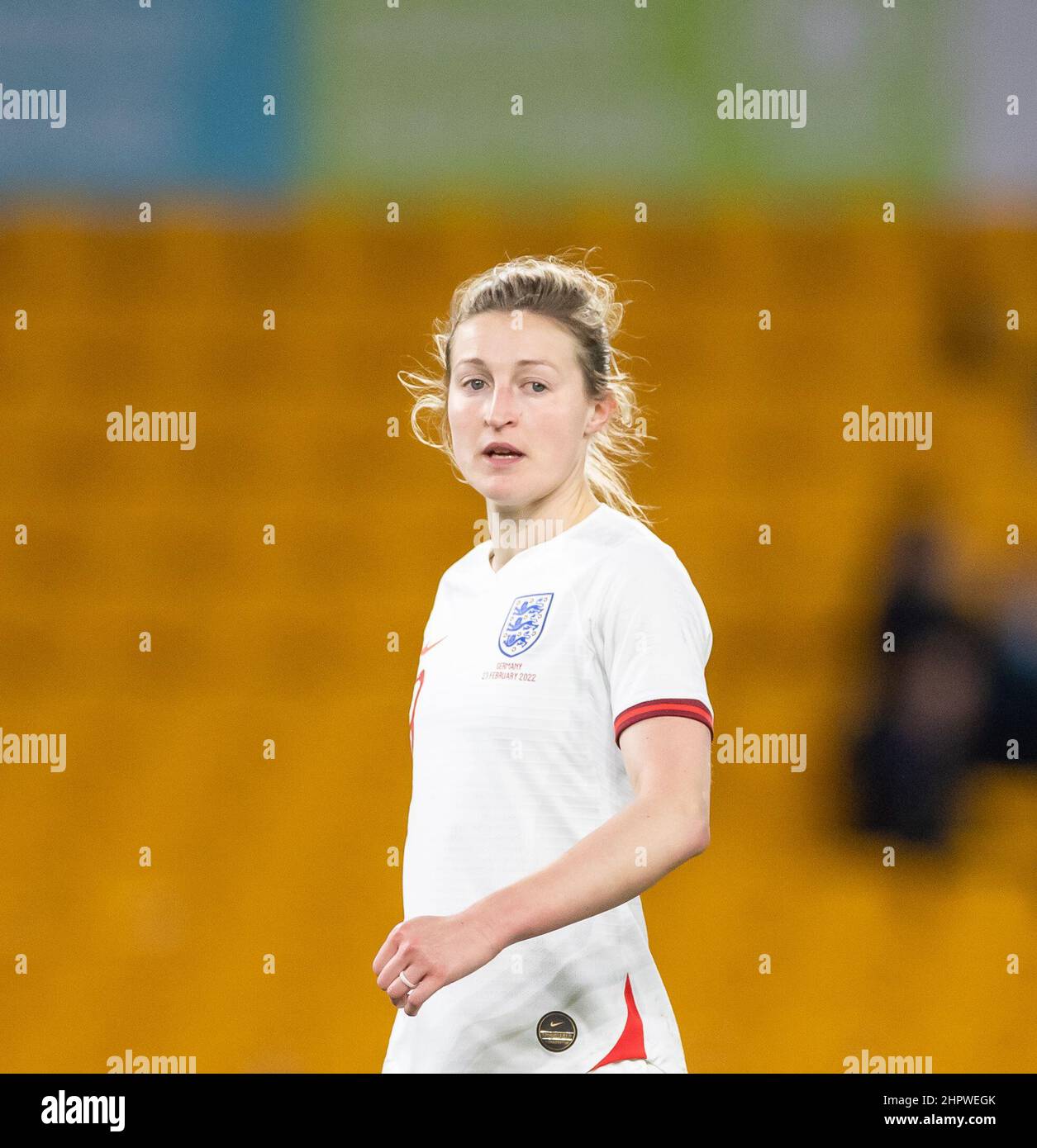 23rd. Februar 2022 ; Molineux Stadium, Wolverhampton, West Midlands, England; Arnold Clark Womens Internationaler Fußball England gegen Deutschland; Ellen White von England Stockfoto