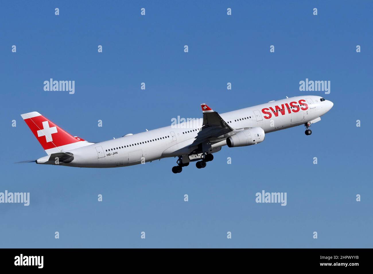 Flugzeug Schweiz, Airbus A330-300, HB-JHN Stockfoto