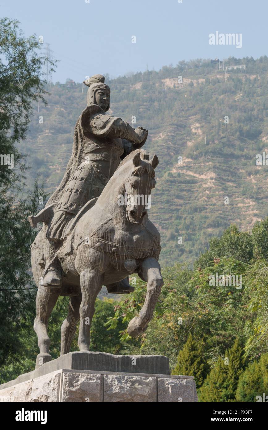 LANZHOU, CHINA - Statue von Huo Qubing, Lanzhou, Gansu, China. War ein angesehener militärischer Taktiker der westlichen Han-Dynastie. Stockfoto