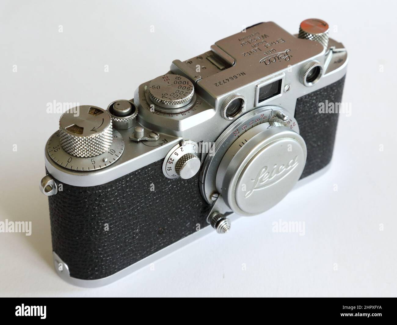 Eine klassische deutsche Leica IIIF, eine ideale Kamera für den Fotojournalismus Stockfoto