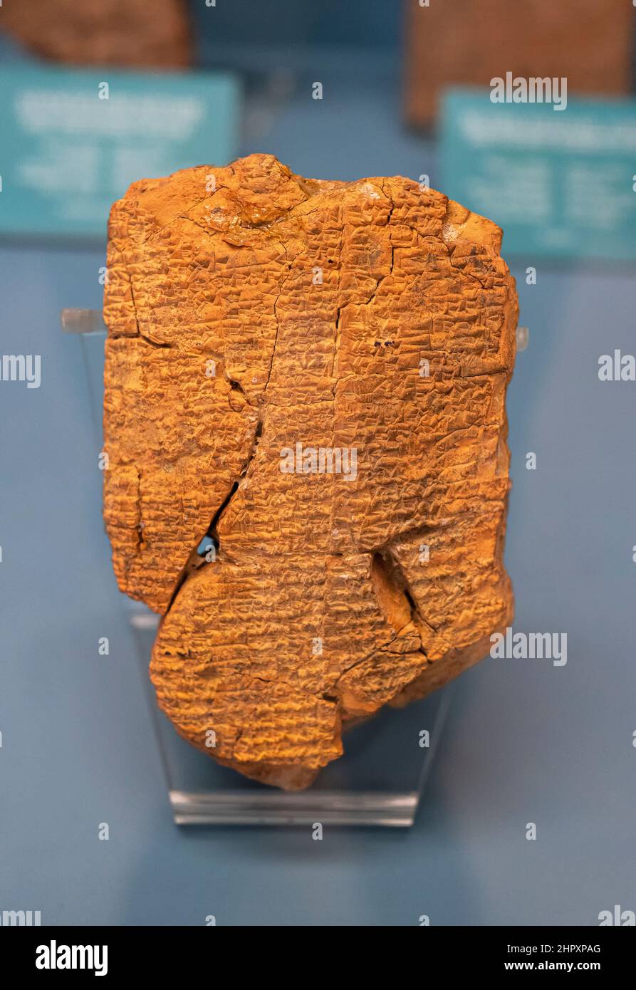 Sumerische Keilschrifttafel aus Nippur (antike sumerische Stadt). 1. die Hälfte des 2.. Jahrtausends v. Chr. Istanbuler Archäologiemuseum. Stockfoto