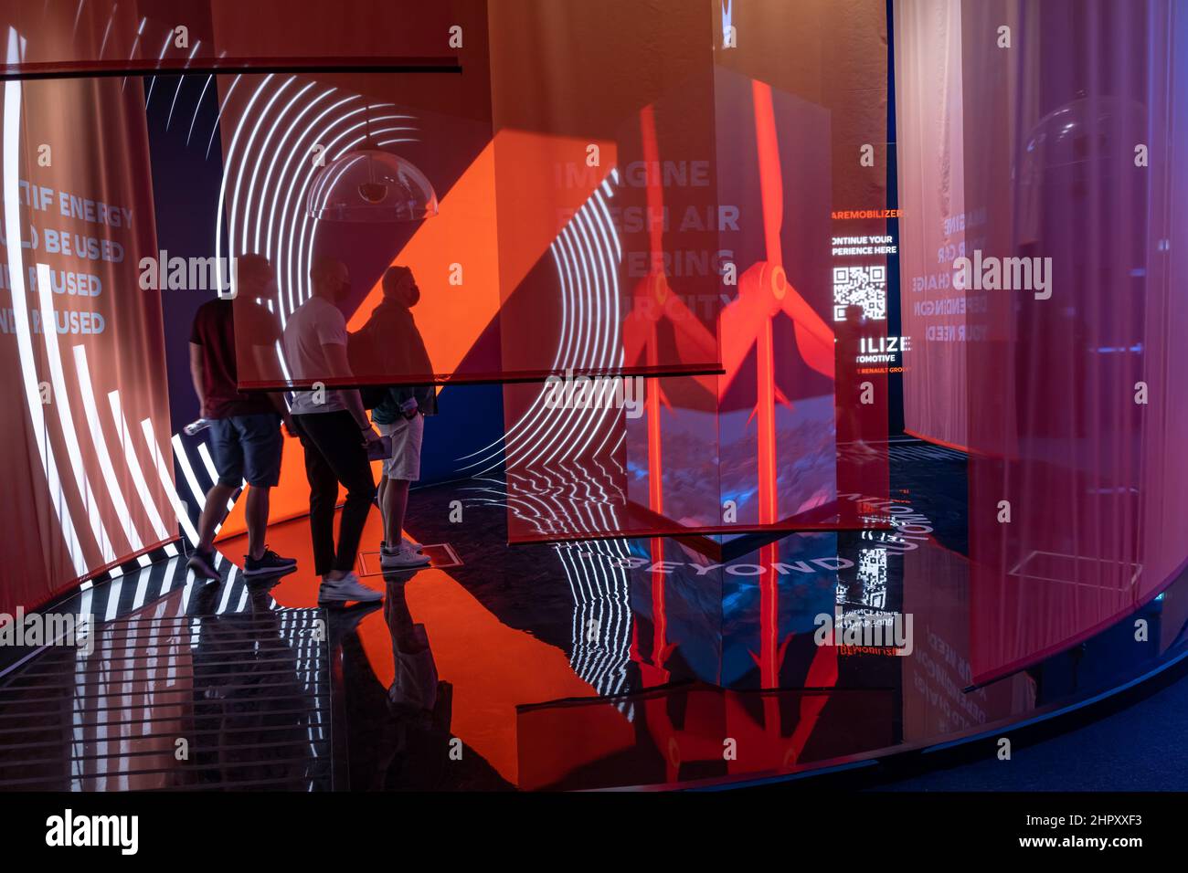 Im France Pavilion auf der Dubai EXPO 2020 in den Vereinigten Arabischen Emiraten. Stockfoto