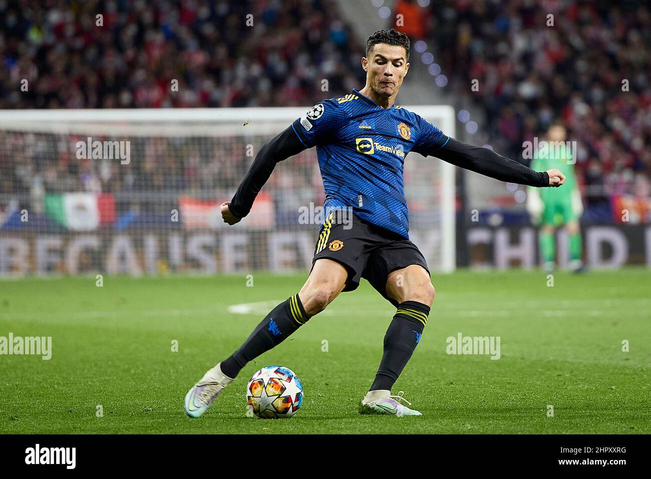 Madrid, Madrid, Spanien. 24th. Februar 2022. CRISTIANO RONALDO von Manchester United während des Champions-League-Fußballspiels zwischen Atletico de Madrid und Manchester United im Wanda Metropolitano Stadium in Madrid, Spanien, 23. Februar 2022 (Bildnachweis: © Ruben Albarran/ZUMA Press Wire) Stockfoto