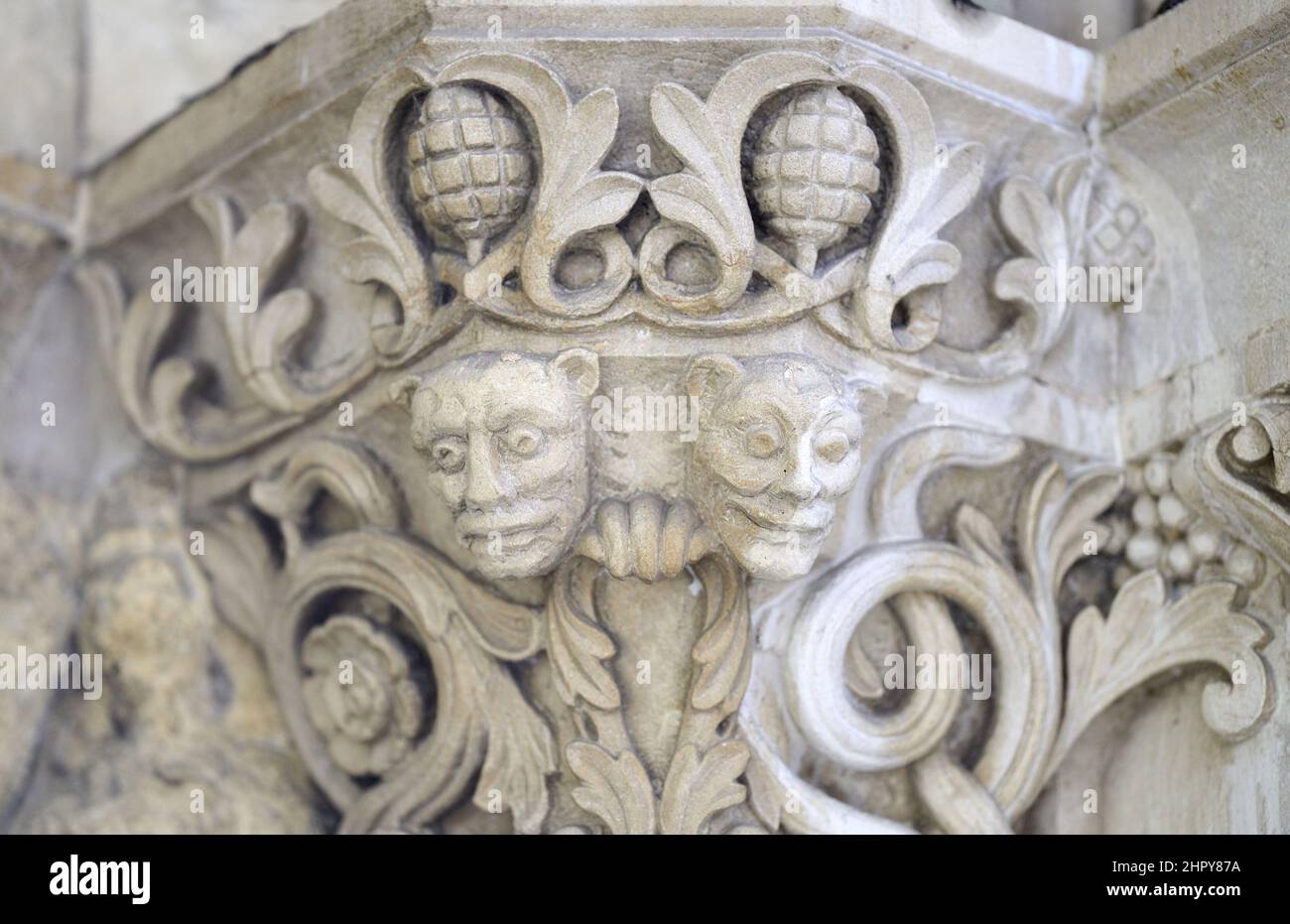 London, England, Großbritannien. Tempelkirche: Restaurierte geschnitzte Figur in der Westhalle (c1195) Stockfoto