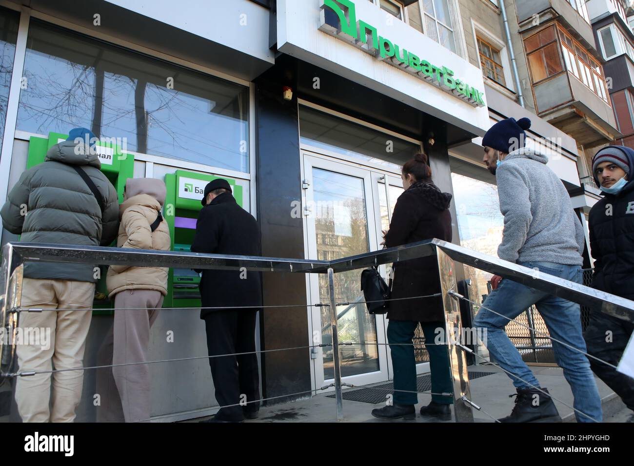 KHARKIV, UKRAINE - 24. FEBRUAR 2022 - in Kharkiv im Nordosten der