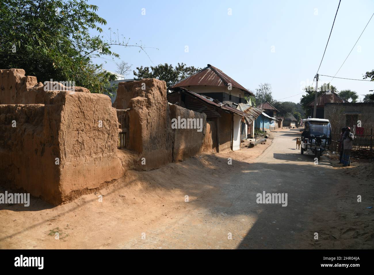 Pearson Pally. Das Santali-Stammesdorf bei Visva-Bharati. Santiniketan, Bolpur, Birbhum, Westbengalen, Indien. Stockfoto