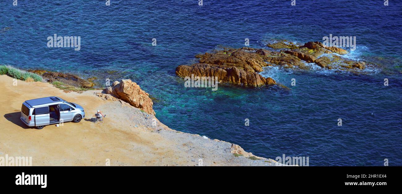 Campingwagen auf der Insel La Pietra, Frankreich, Korsika, Ile Rousse Stockfoto