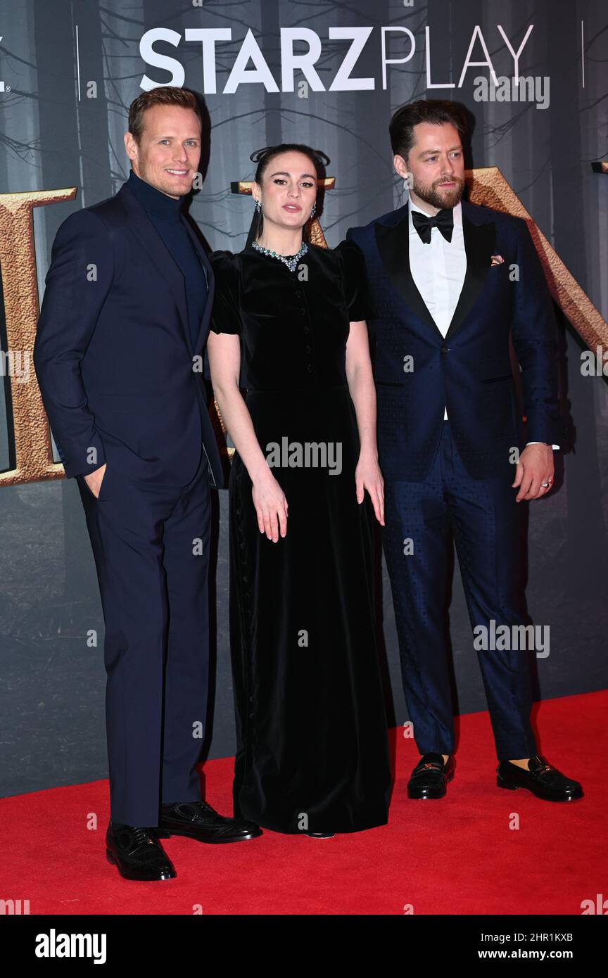 Sam Heughan, Sophie Skelton und Richard Rankin sind am 24th 2022. Februar in der Royal Albert Hall, London, Großbritannien, in der „Outlander“-Staffel sechs zu sehen. Stockfoto