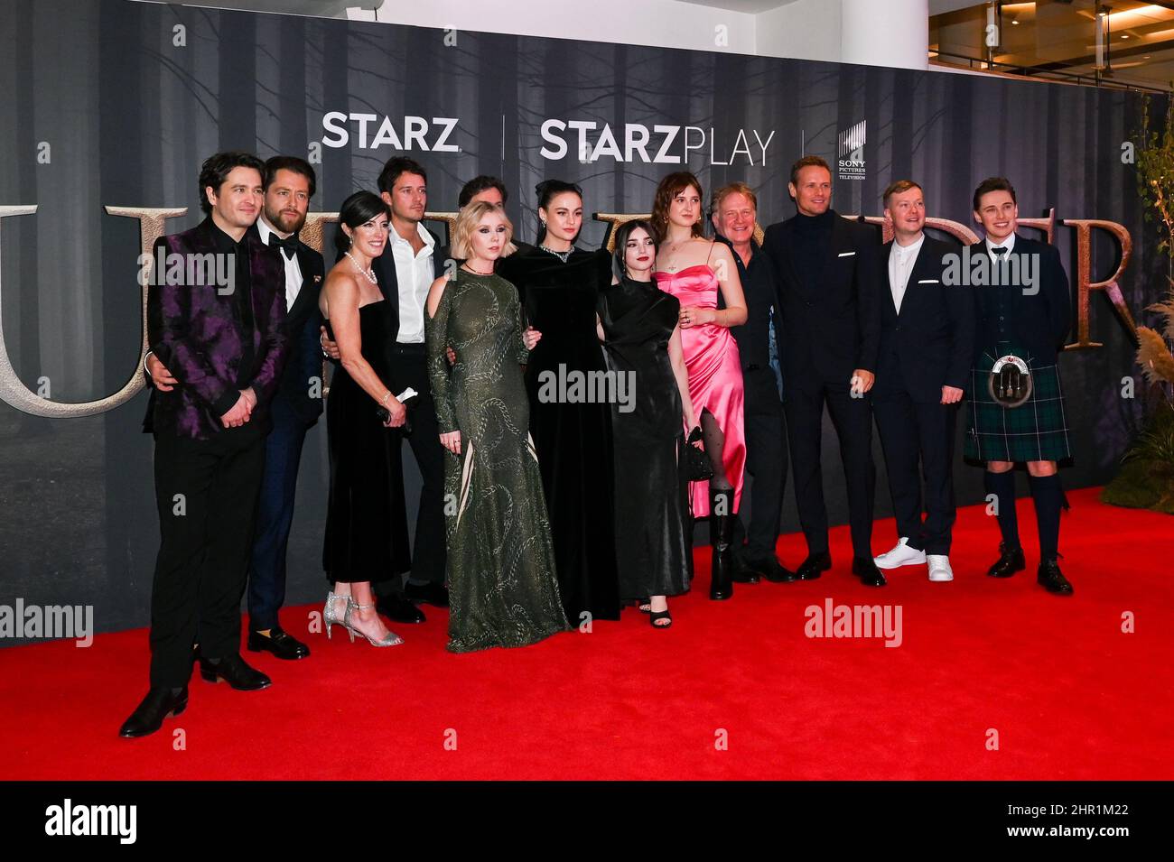 Brandstivers bei der „Outlander“-Staffel am 24th 2022. Februar werden sechs Premiere-Kostüme in der Royal Albert Hall, London, Großbritannien, gezeigt. Stockfoto