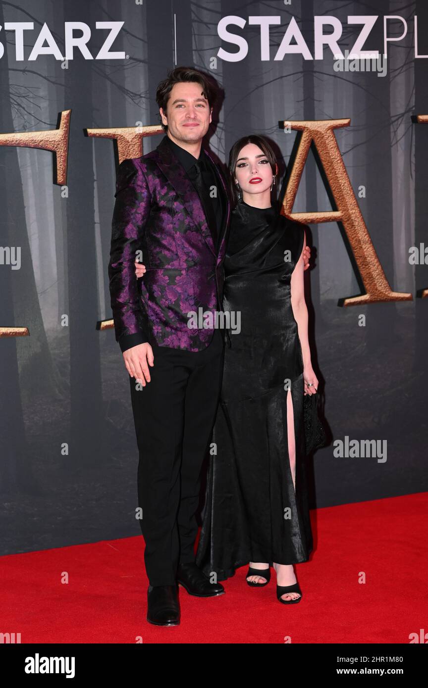 Brandstivers bei der „Outlander“-Staffel am 24th 2022. Februar werden sechs Premiere-Kostüme in der Royal Albert Hall, London, Großbritannien, gezeigt. Stockfoto