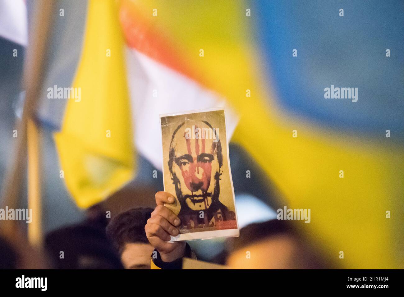 Anti-Kriegs-Protest der Ukrainer gegen russische Invasion in der Ukraine. Danzig, Polen, Februar 24th 2022 © Wojciech Strozyk / Alamy Stock Photo Stockfoto