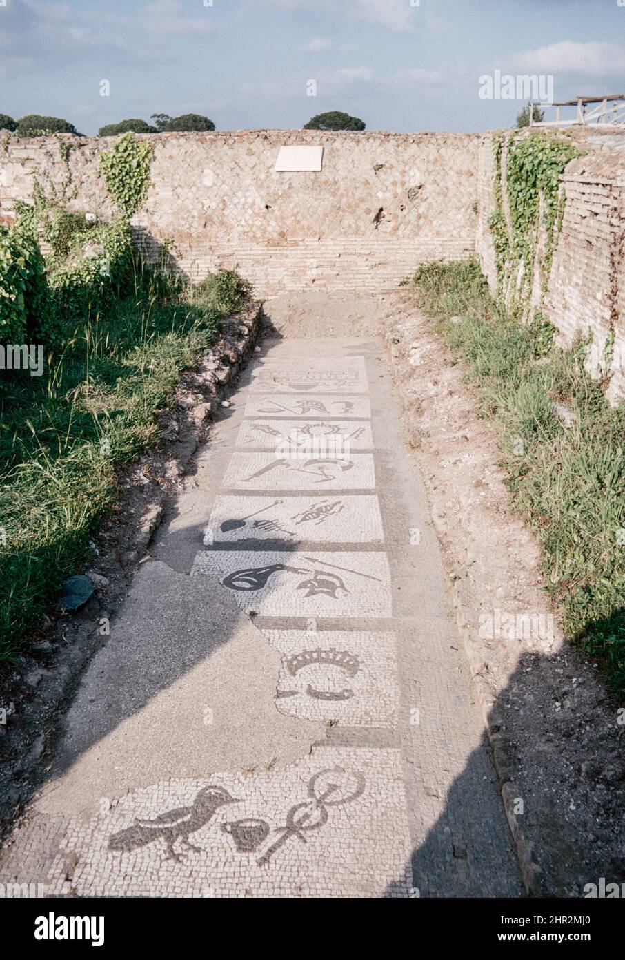 Hafenstadt Des Alten Roms 5 Buchstaben Kreuzworträtsel Ostia Antica - große archäologische Stätte in Arbeit, Lage der