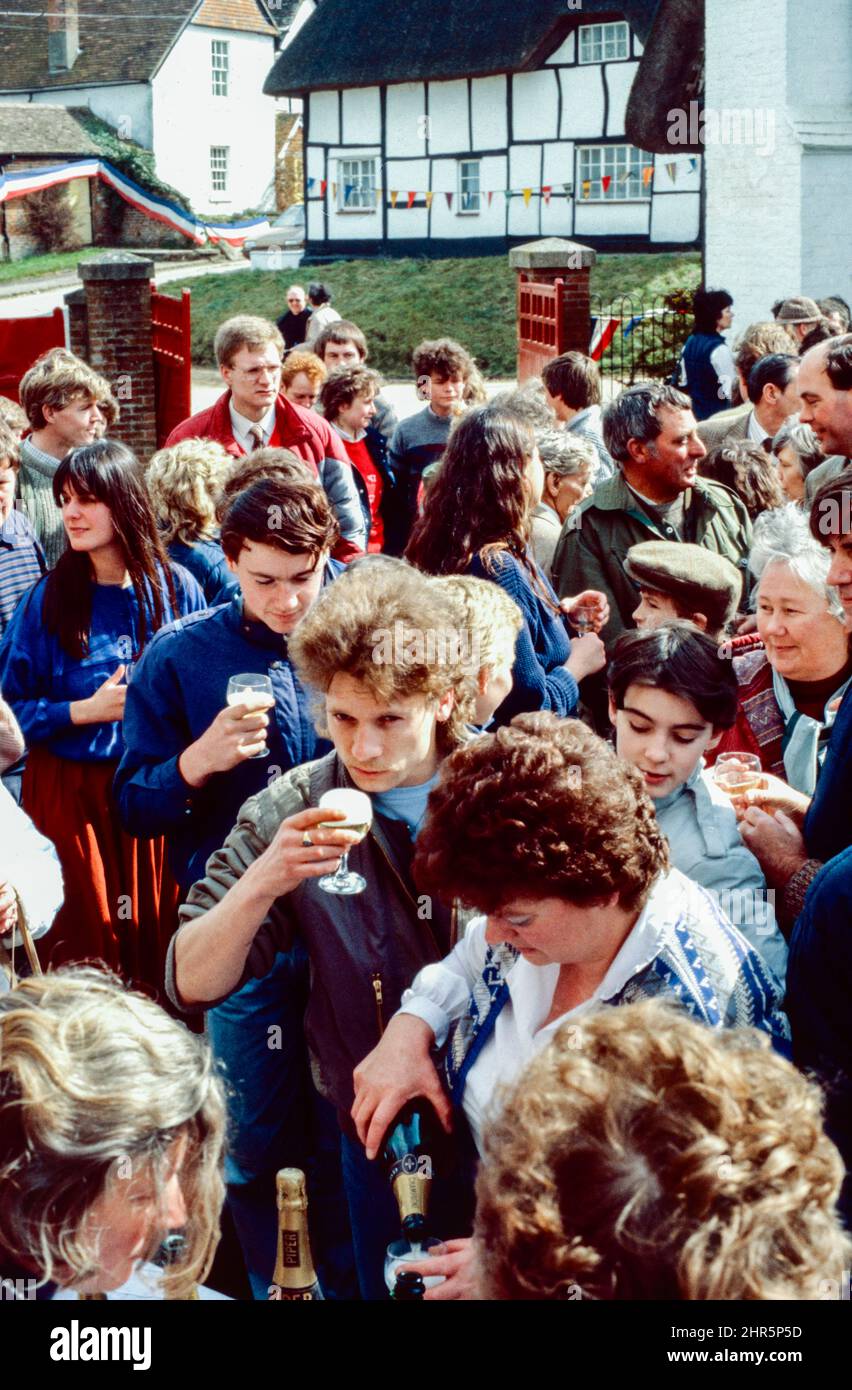 Celebration Party des Grand National Winners, Großbritannien, 1985 Stockfoto