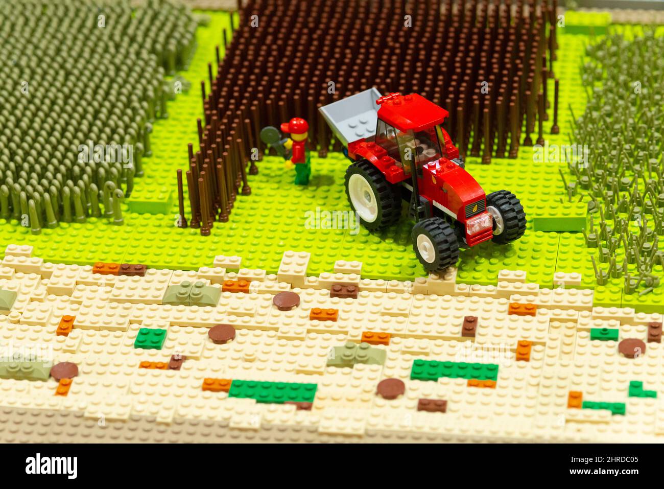LEGO Bauer und Traktor Stockfoto