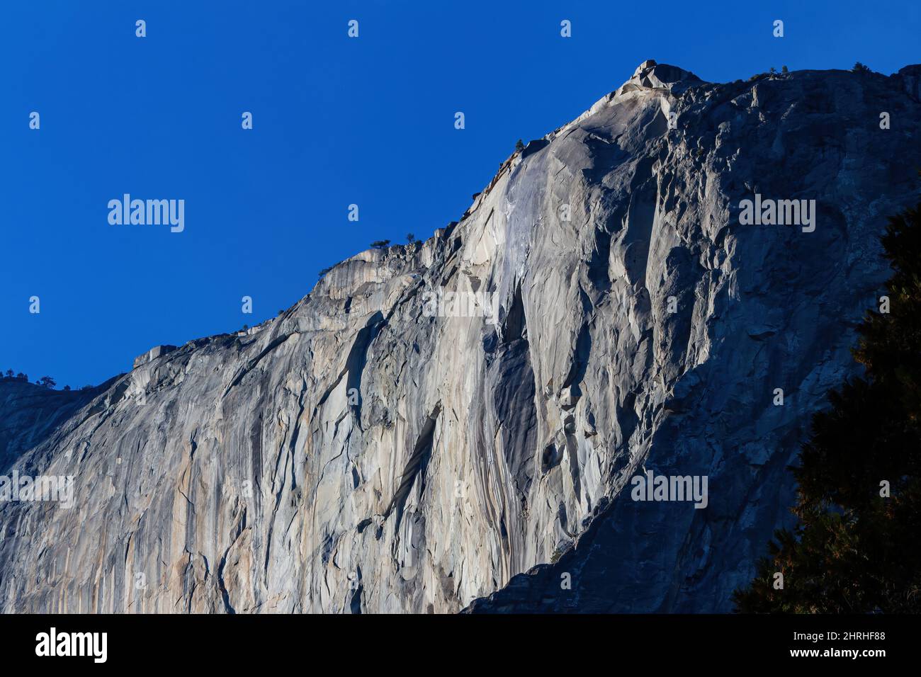 Sonniger Blick auf den Schachtelhalm Fall im Yosemite National Park in Kalifornien Stockfoto